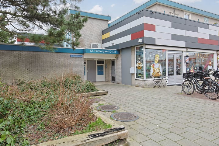 Dr Prinsengalerij 24 in Heemskerk