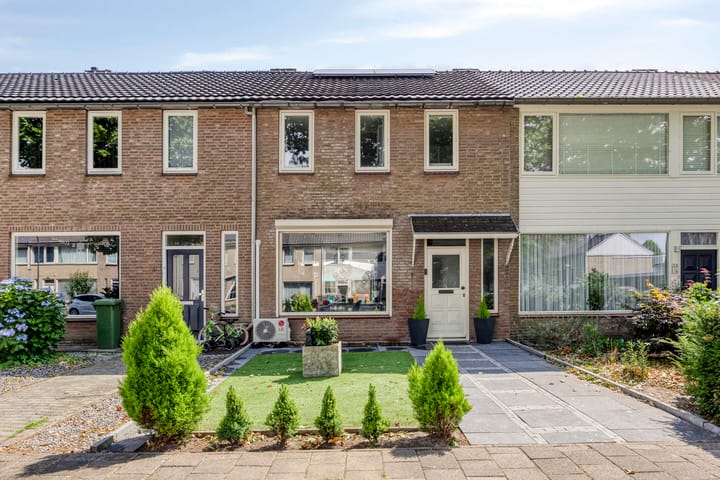 Dr. Schaepmanlaan 11 in Waalwijk foto