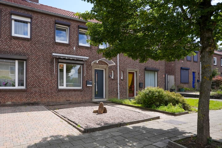 Dr Schaepmanstraat 11 in Vaals