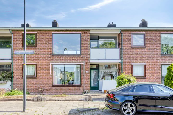 Dr. Van Damstraat 182 in Enschede