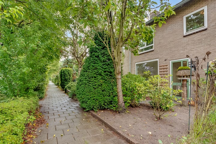 Dr. Van der Hoevenlaan 23 in Den Dolder