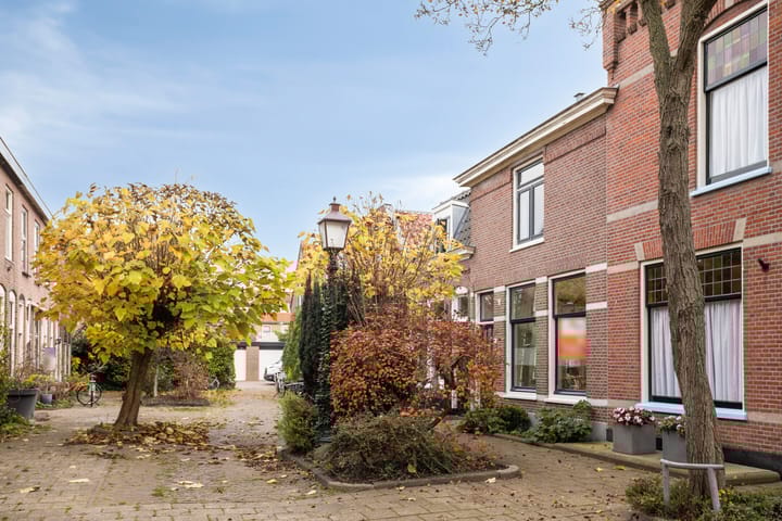 Photo of property Dr. van Rhijnstraat 12, Leiderdorp