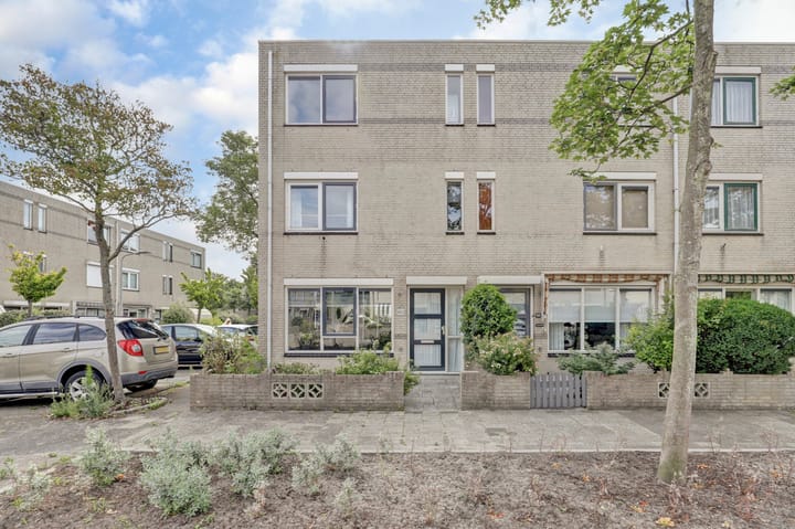 Dr. W. Dreesstraat 143 in Katwijk photo