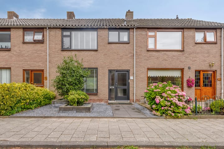 Dr W Dreesstraat 21 in Zuidland