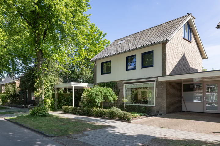 Dr. Zamenhoflaan 218 in Enschede