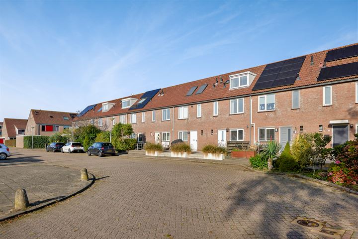 Draaikolk 22 in Oostzaan