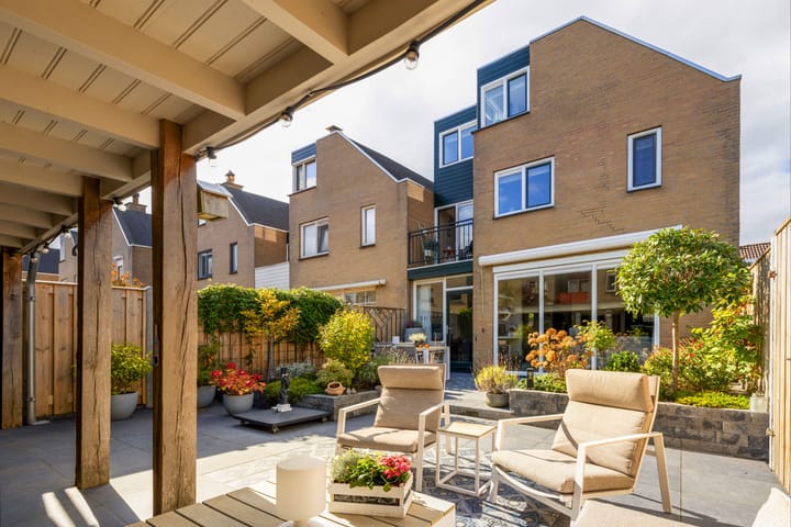 Photo of property Draaikolk 7, Hellevoetsluis