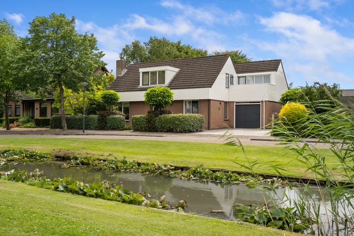 Photo of property Dreef 50, Nieuw-Beijerland