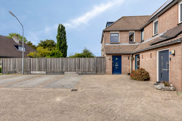 Photo of property Drentelaan 26, Lage Zwaluwe