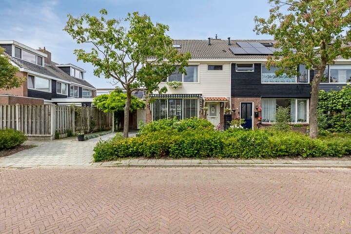 Dresselhuisstraat 8 in Wolphaartsdijk