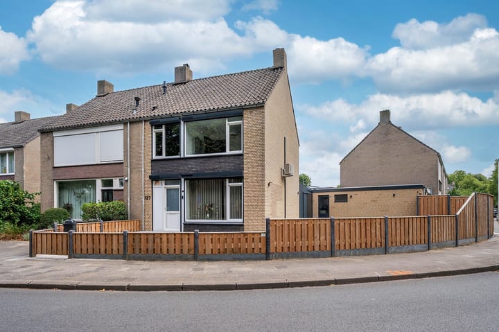Photo of property Drie Decembersingel 127, Venlo