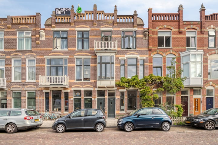 Drie Octoberstraat 19 in Leiden