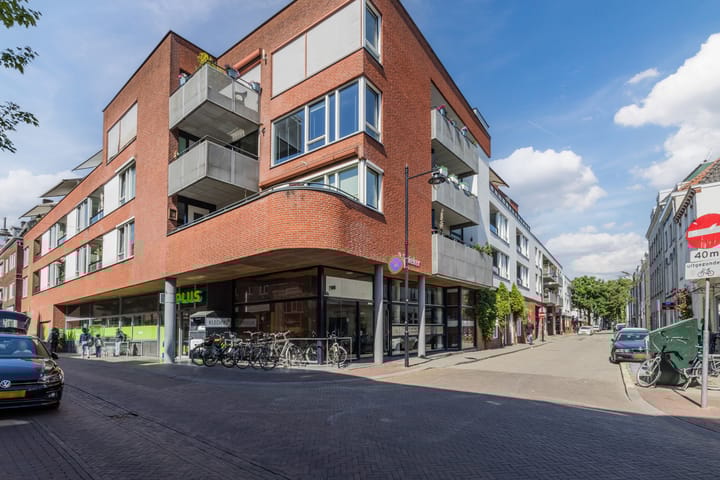 Driekoningendwarsstraat 1-16 in Arnhem