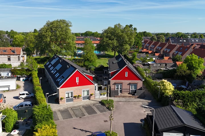 Photo of property Driekus van der Giessenhof 5, Klaaswaal