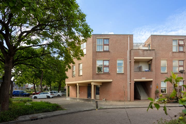 Photo of property Droogdok 66, Huizen