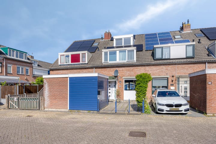 Druivengaard 14 in Spijkenisse foto