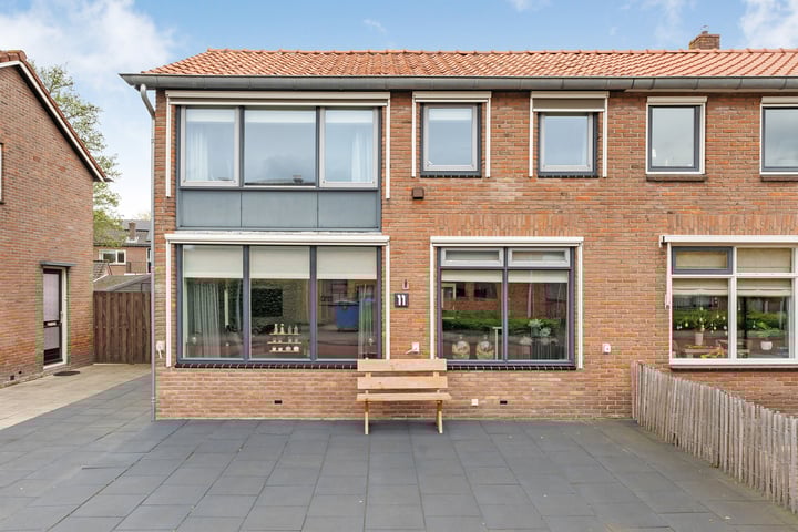 Photo of property Ds A.C. van Raalteweg 11, Wanneperveen