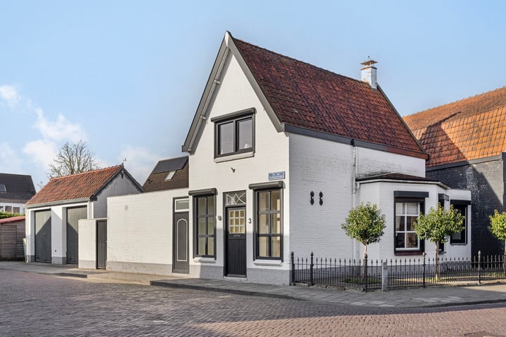 Ds. Jan Scharpstraat 3 in Axel