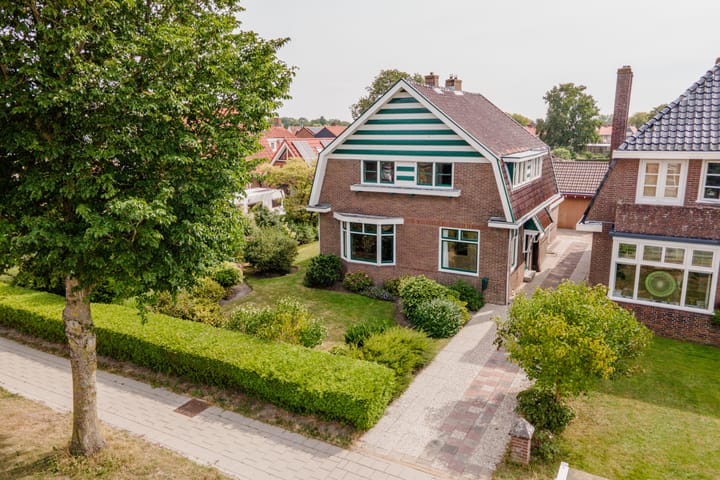 Ds L Touwenlaan 32 in Makkum