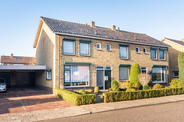 Photo of property Ds van Dijkstraat 33, Dinxperlo
