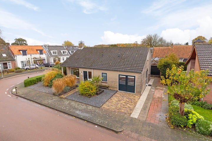 Ds. van Wouwestraat 27 in Serooskerke