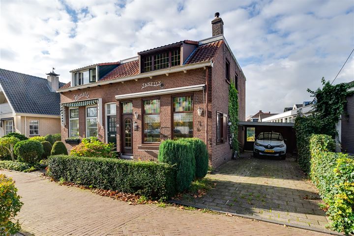 Dubbelsteynlaan West 100 in Dordrecht