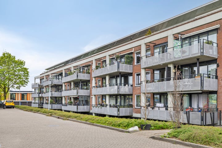Dubčeksingel 98 in Ede