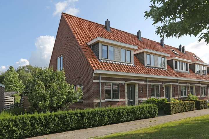 Photo of property Dûbelspul 12, Surhuisterveen