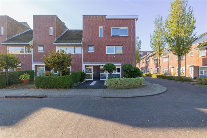 Duinbeek 102 in Hoofddorp