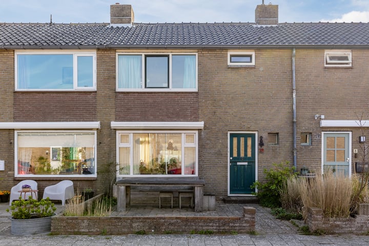 Photo of property Duindoornlaan 10, Egmond aan Zee