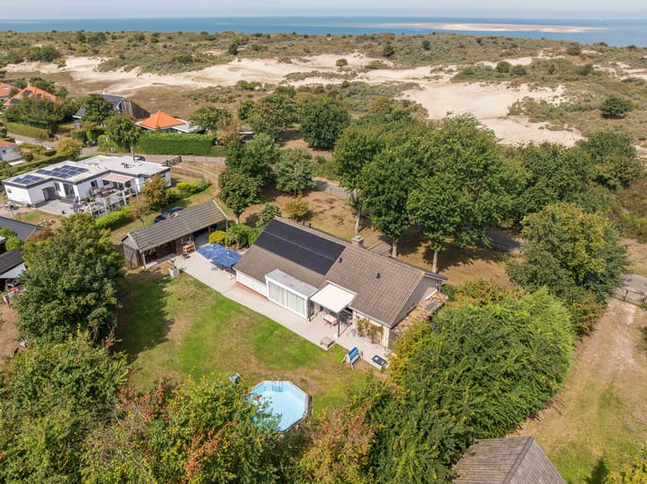Duinweg 28 in Renesse foto