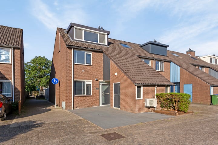 Duivenkamp 369 in Maarssen