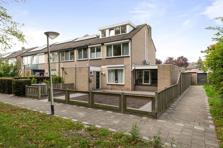 Photo of property Duiventoren 197, Oudenbosch