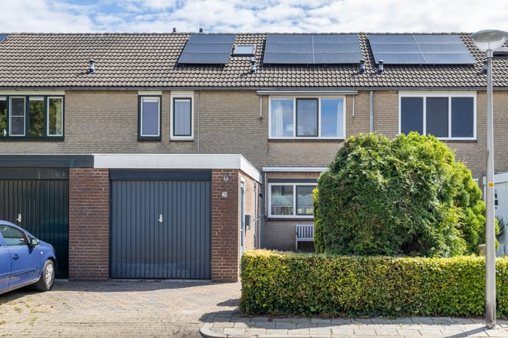 Duivenvoorde 29 in Almelo foto