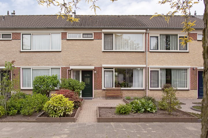 Photo of property Dunantstraat 14, Etten-Leur
