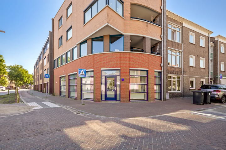 Dunantstraat 2 in Roosendaal
