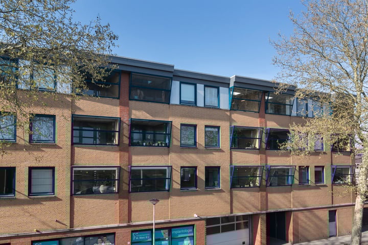 Photo of property Dunantstraat 55, Roosendaal