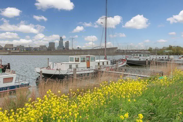 Durgerdammerdijk 1004 in Amsterdam