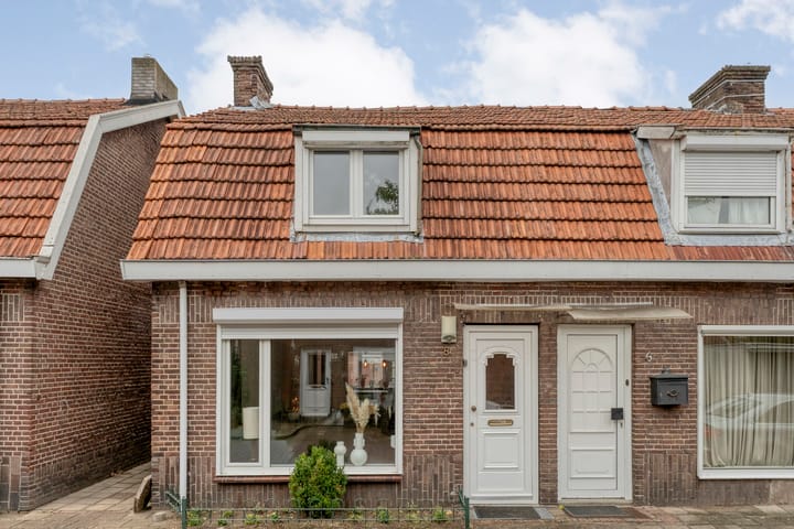 Düttingstraat 8 in Denekamp