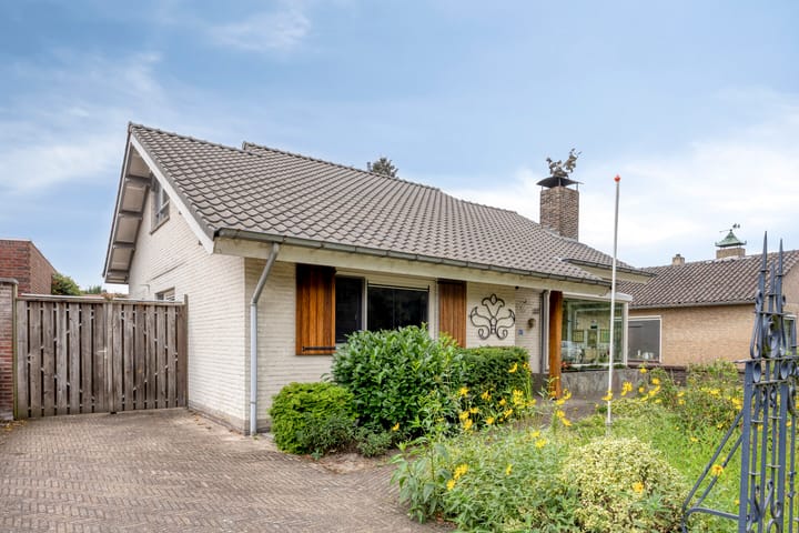 Dwarsstraat 121 in Geldrop
