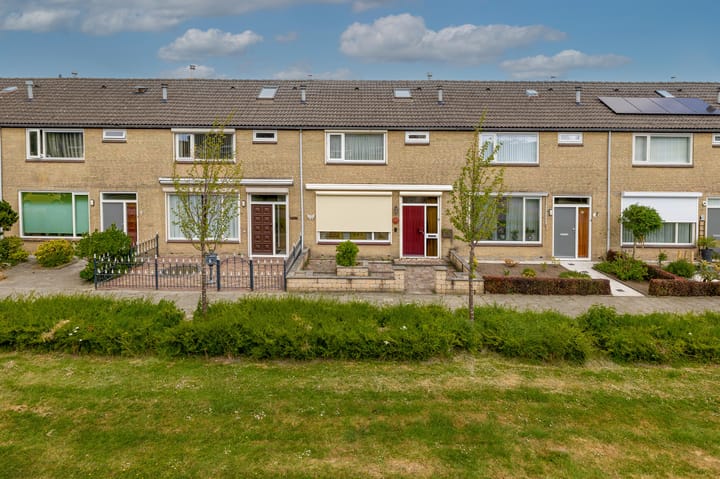 Dwarsvliet 8 in Zevenbergen