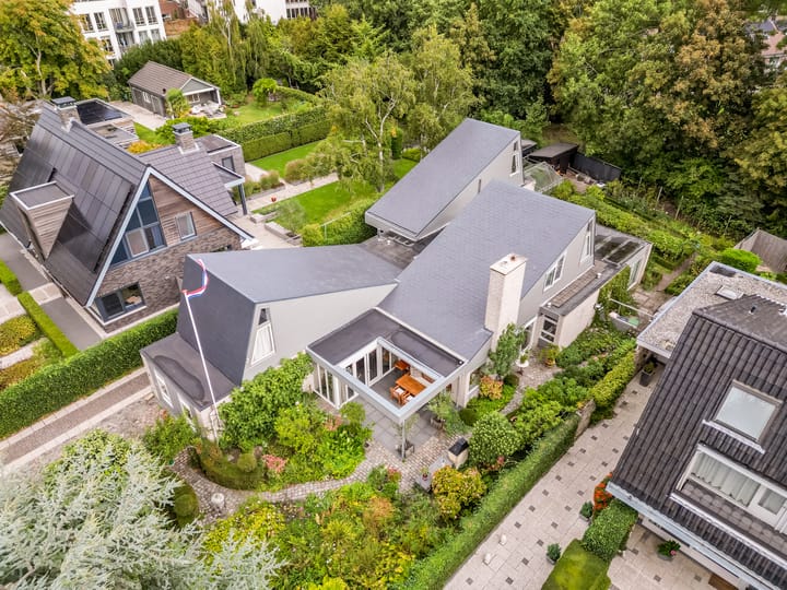 Photo of property Dwarsweg 14, Rockanje