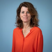 Foto van E. (Eveline) van Dijk Walstra, Administratief Medewerker bij Van Dijk - Van Essen makelaars