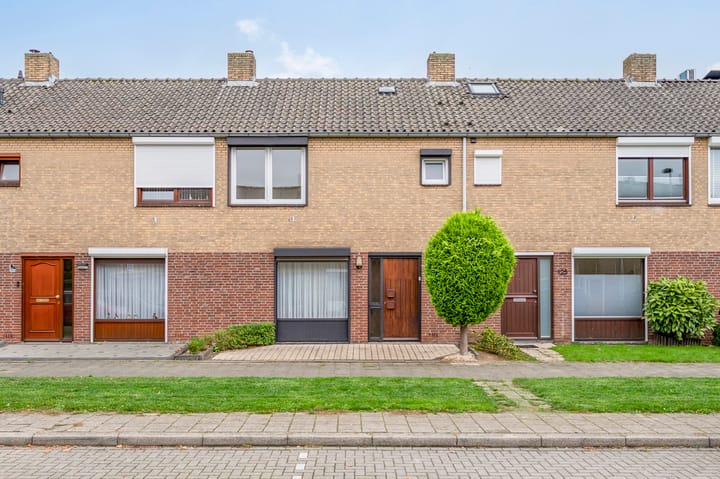 Photo of property Ebenistendreef 123, Maastricht