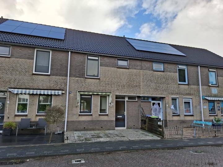 Ebrostraat 30 dans Spijkenisse photo