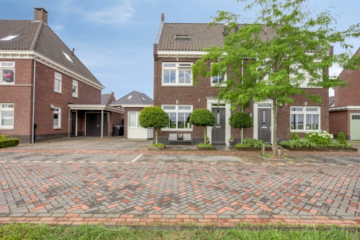Ed Hoornikpad 12 in Middelharnis
