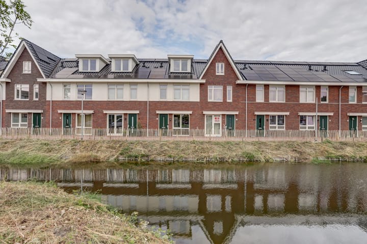 Edgar du Perronstraat 15 in 's-Gravenhage