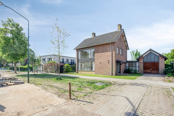 Edmundus van Dintherstraat 8 in Heeswijk-Dinther