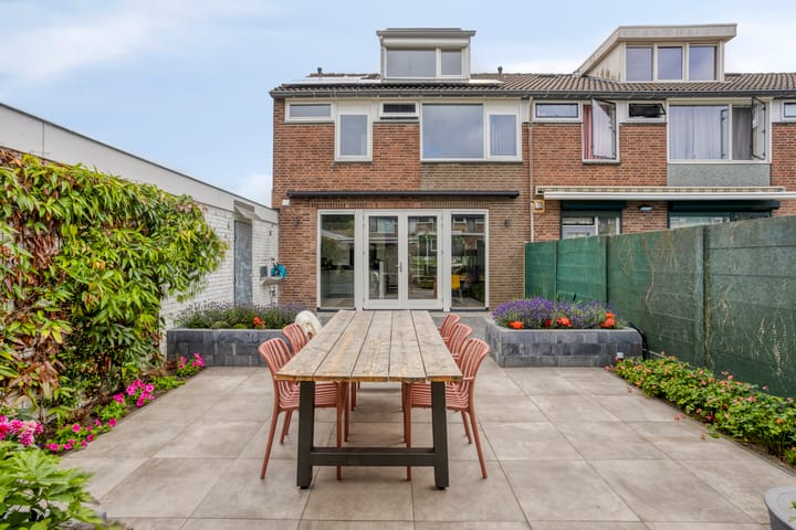 Eeklostraat 35 in Breda