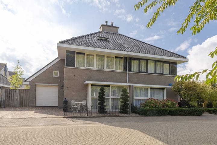 Eelerbergstraat 16 in Almere foto